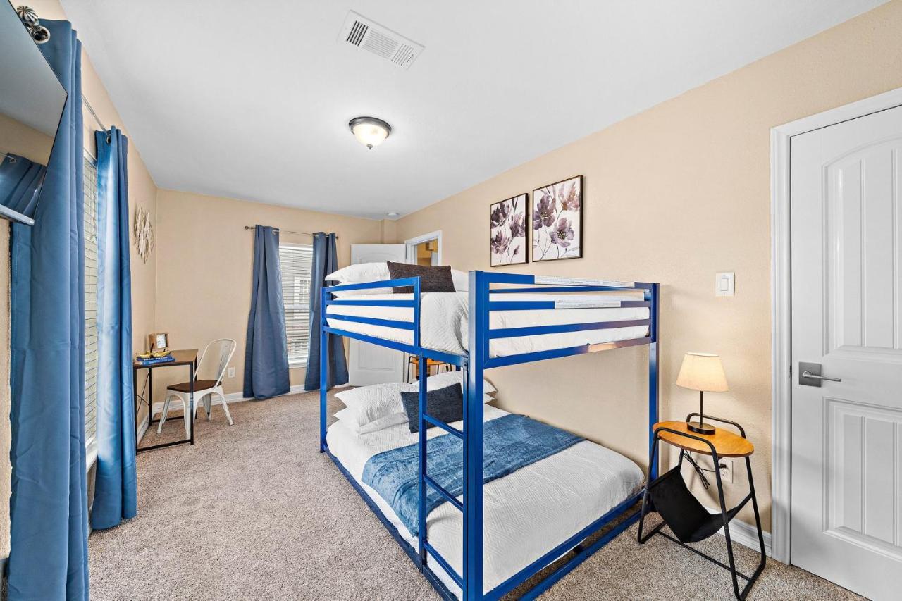 Nr Med Center, Dt, Midtown Game Room Sleep 16 Houston Exterior photo